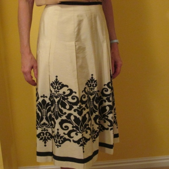 Haley & Kate Cotton Silk Blend Pleated Skirt, Size 12 - Picture 1 of 4